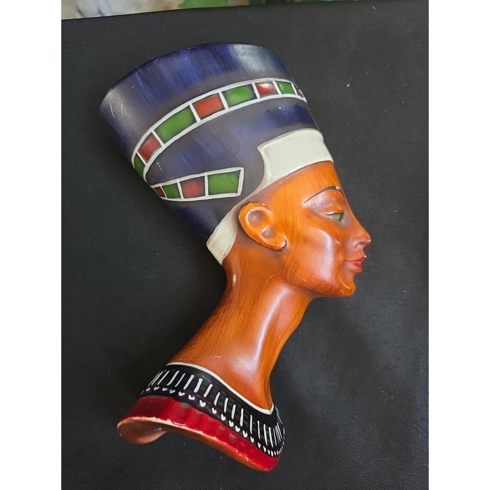 Striking Cortendorf West Germany, Nefertiti ceramic bust, 1960s